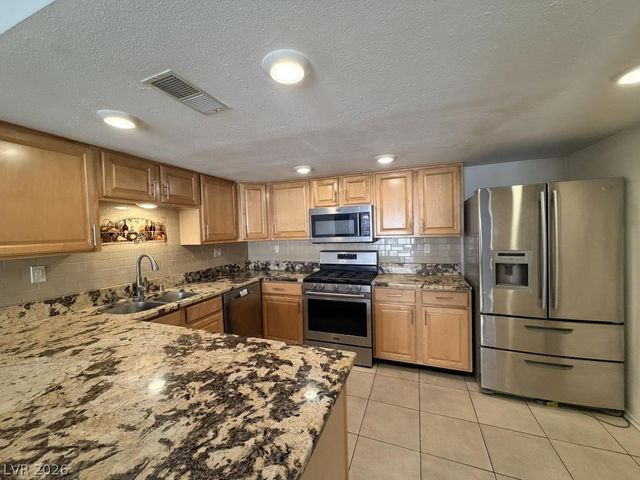 6521 Sugarpine Lane, Las Vegas, NV 89107