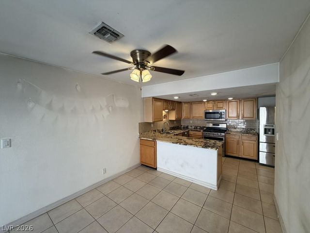 6521 Sugarpine Lane, Las Vegas, NV 89107