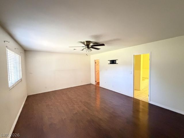 6521 Sugarpine Lane, Las Vegas, NV 89107