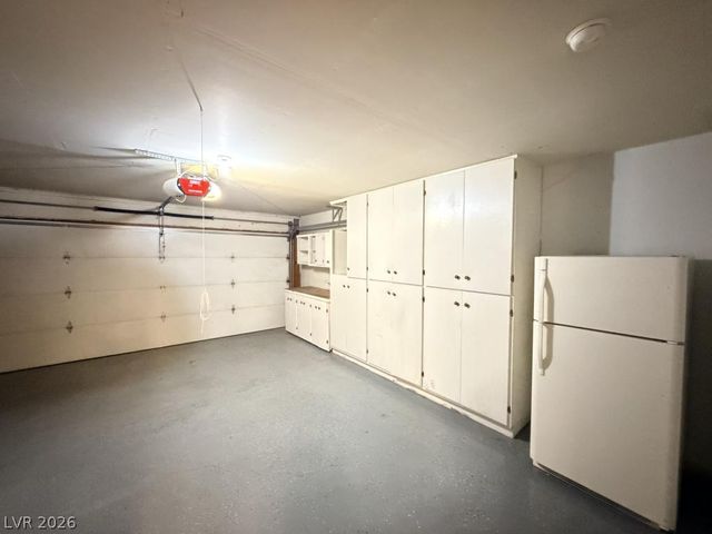 6521 Sugarpine Lane, Las Vegas, NV 89107