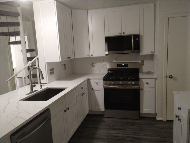 10214 Green Valley Lane, Houston, TX 77064