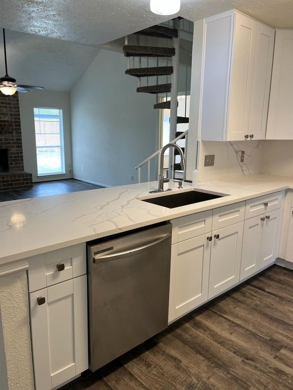 10214 Green Valley Lane, Houston, TX 77064