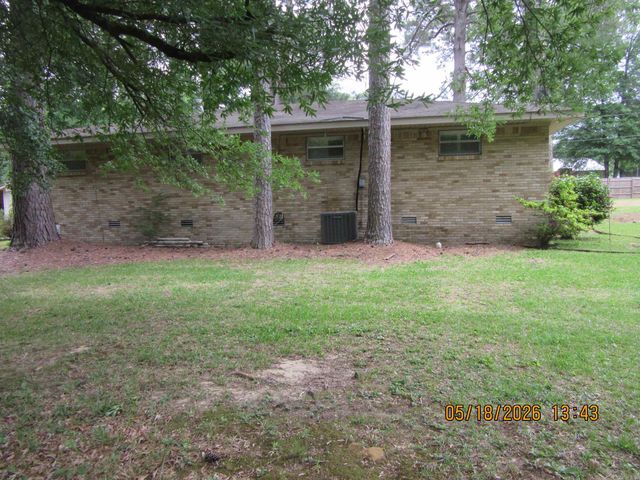 10910 Hilaro Springs Rd, Little Rock, AR 72206