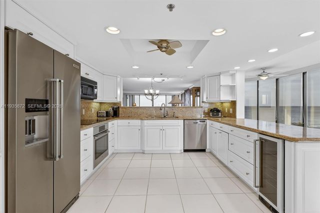 4000 N Highway A1a 502, Hutchinson Island, FL 34949