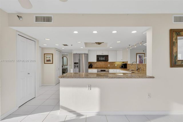 4000 N Highway A1a 502, Hutchinson Island, FL 34949