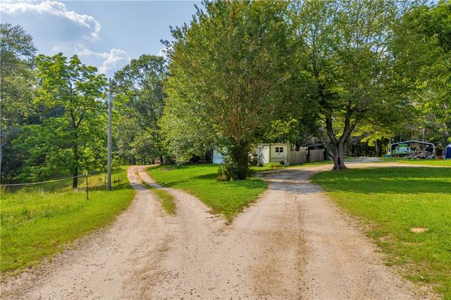 300 Tunnel Town Road, Mountain Rest, SC 29664