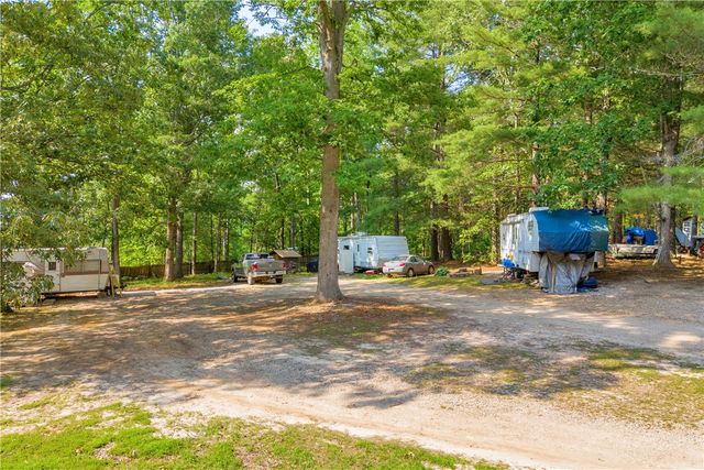 300 Tunnel Town Road, Mountain Rest, SC 29664