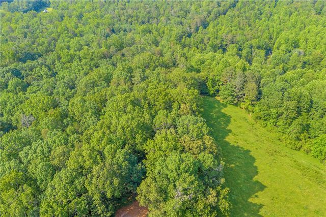 300 Tunnel Town Road, Mountain Rest, SC 29664