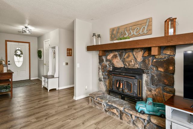 12 Old Happy Hollow Trail, Lampe, MO 65681