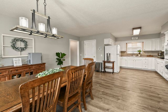 12 Old Happy Hollow Trail, Lampe, MO 65681