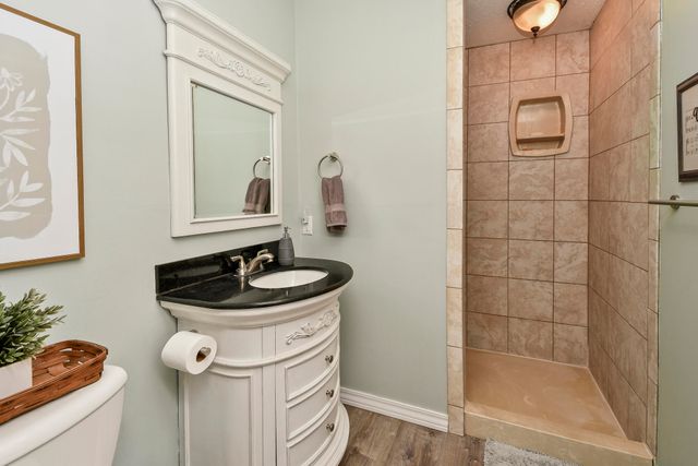 12 Old Happy Hollow Trail, Lampe, MO 65681