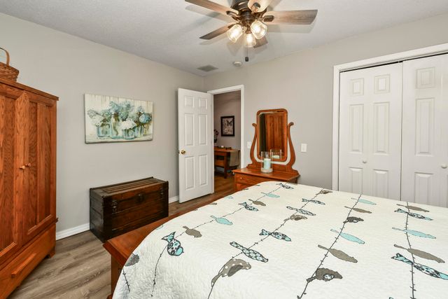 12 Old Happy Hollow Trail, Lampe, MO 65681