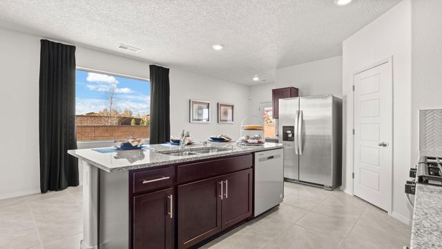 2863 Cantara Lane SW, Albuquerque, NM 87121