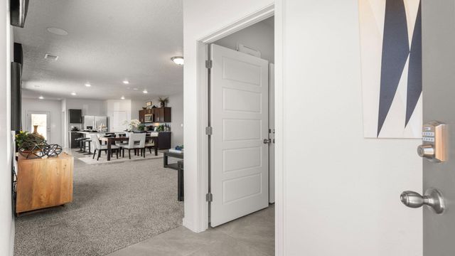 2863 Cantara Lane SW, Albuquerque, NM 87121