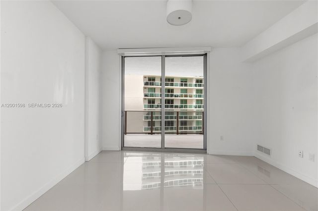 488 NE 18th St 1807, Miami, FL 33132