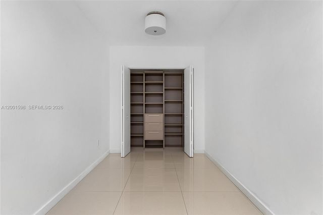 488 NE 18th St 1807, Miami, FL 33132