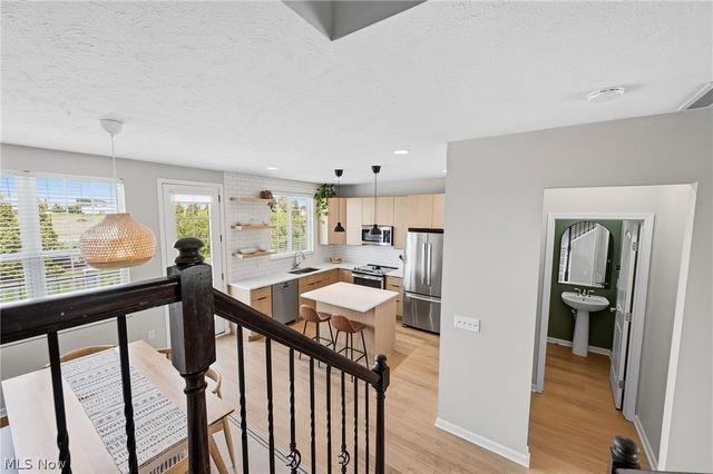 6196 N Pointe Drive, Pepper Pike, OH 44124
