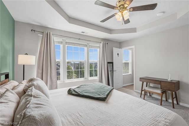 6196 N Pointe Drive, Pepper Pike, OH 44124