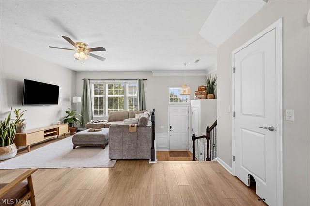 6196 N Pointe Drive, Pepper Pike, OH 44124