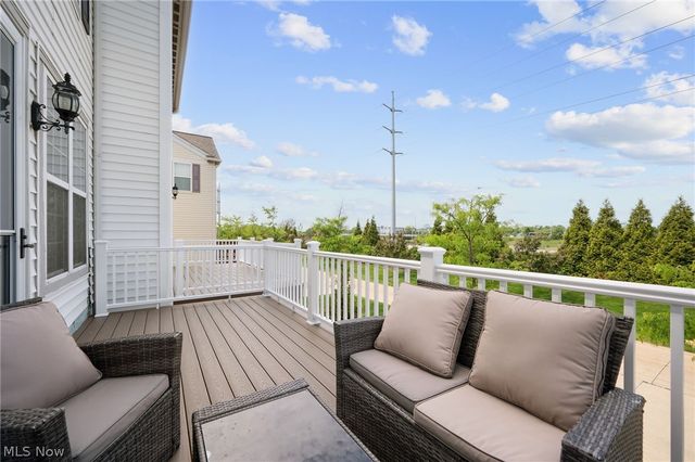 6196 N Pointe Drive, Pepper Pike, OH 44124