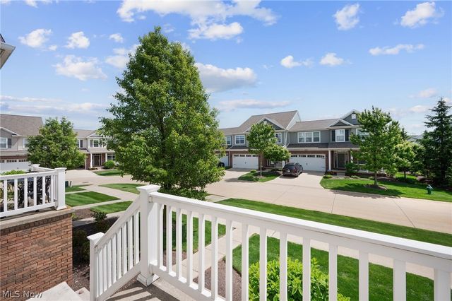 6196 N Pointe Drive, Pepper Pike, OH 44124