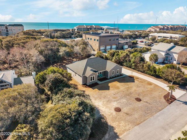 309 Pine Knoll Circle, Atlantic Beach, NC 28512