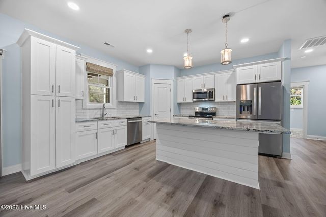 309 Pine Knoll Circle, Atlantic Beach, NC 28512