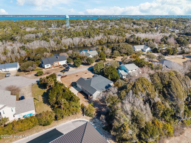 309 Pine Knoll Circle, Atlantic Beach, NC 28512
