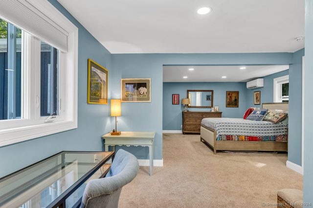 32 Twin Bridge Road, Guilford, CT 06437