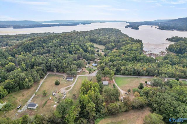 273 Jeffery Road, Scottsboro, AL 35769