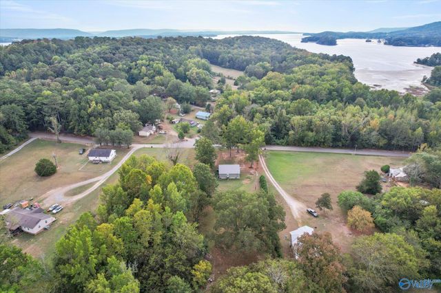 273 Jeffery Road, Scottsboro, AL 35769