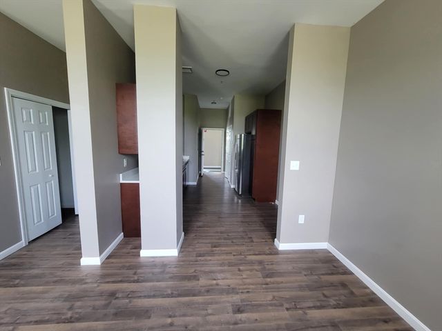 155 Crescent St 3, Brockton, MA 02302
