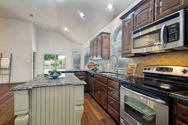 12712 Breckenridge Court, Fort Worth, TX 76177