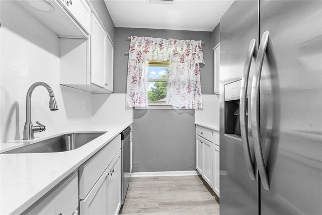 6930 Trailcrest Drive, Dallas, TX 75232