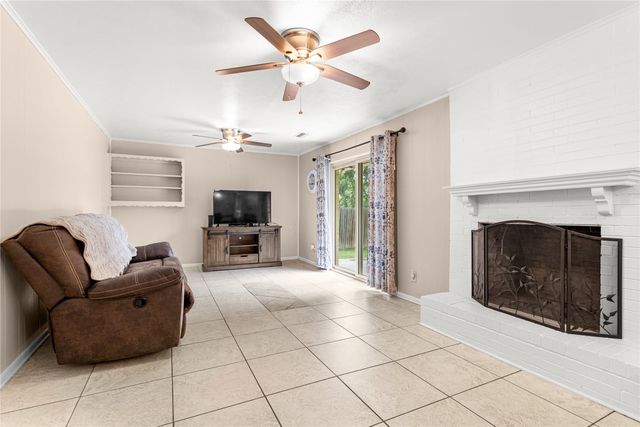 6930 Trailcrest Drive, Dallas, TX 75232