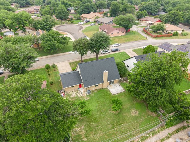 6930 Trailcrest Drive, Dallas, TX 75232