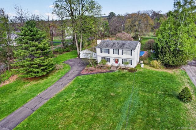 88 Borden Road, Walden, NY 12586