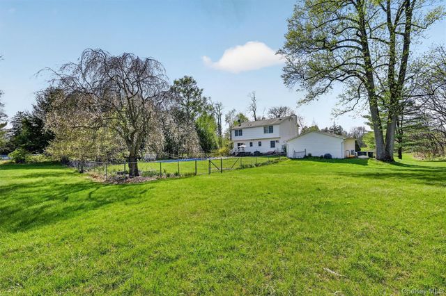 88 Borden Road, Walden, NY 12586