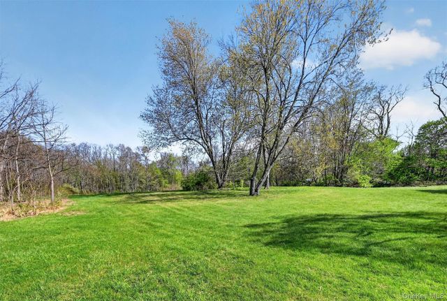 88 Borden Road, Walden, NY 12586