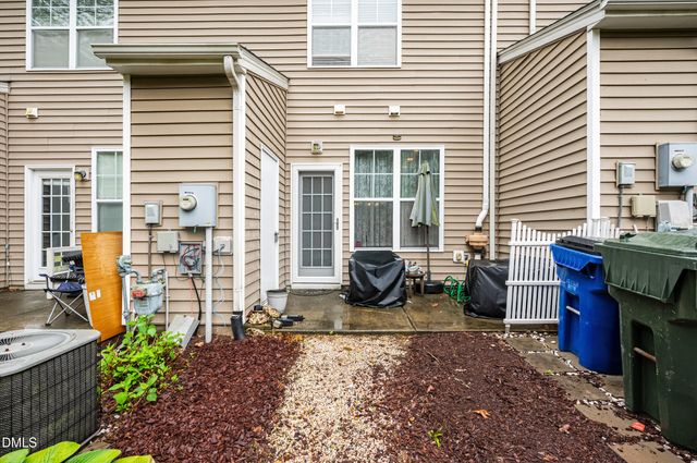 2944 Casona Way, Raleigh, NC 27616