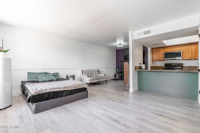 222 W BROWN Road 32, Mesa, AZ 85201