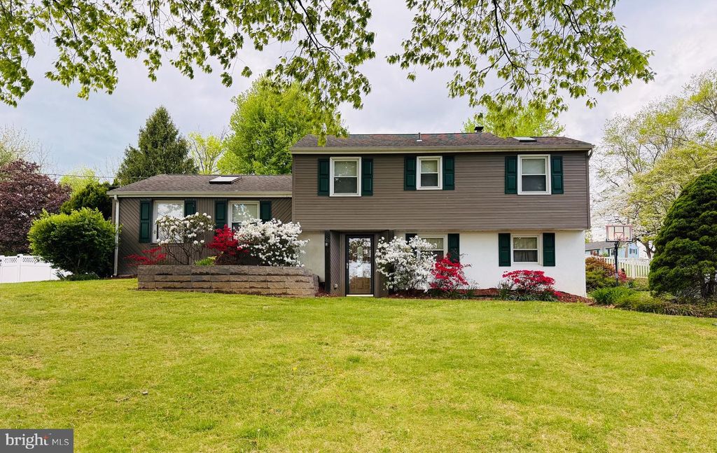 706 EDWARD LN, West Chester, PA 19382