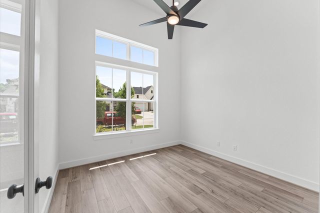 8218 Sherman Park Trail, Spring, TX 77389