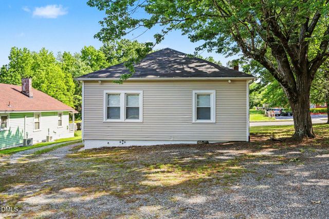 920 N Mebane Street, Burlington, NC 27217