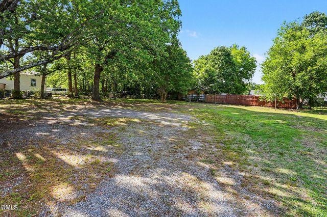 920 N Mebane Street, Burlington, NC 27217