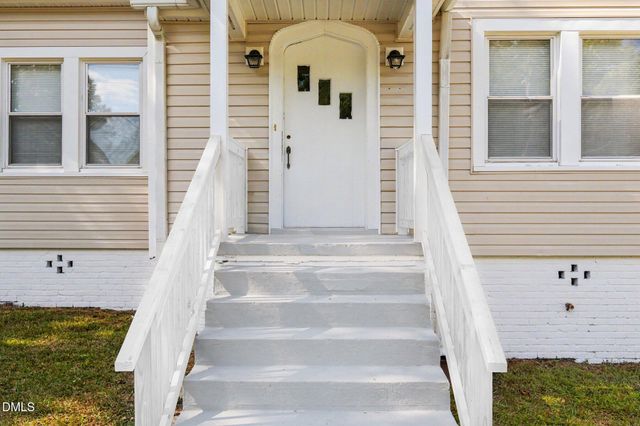 920 N Mebane Street, Burlington, NC 27217