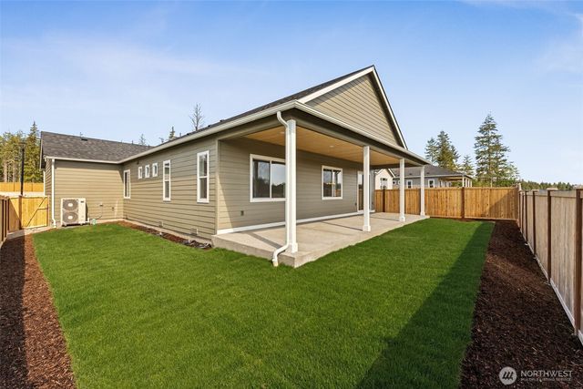 5741 Thornhill Avenue SW #326, Port Orchard, WA 98367