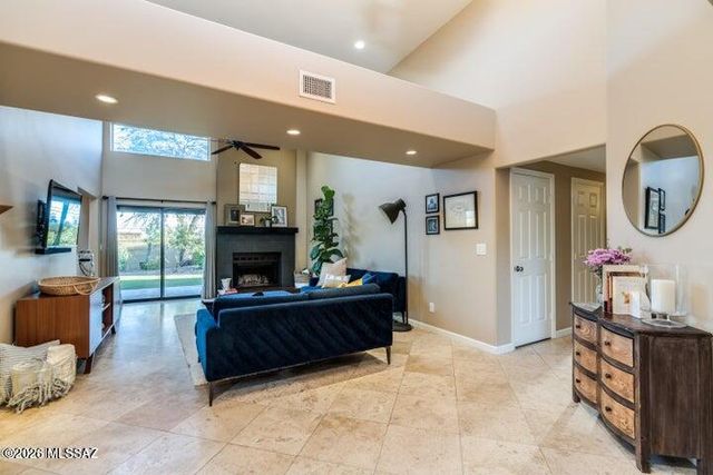 6802 E Brownstone Place, Tucson, AZ 85750