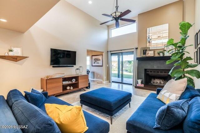 6802 E Brownstone Place, Tucson, AZ 85750