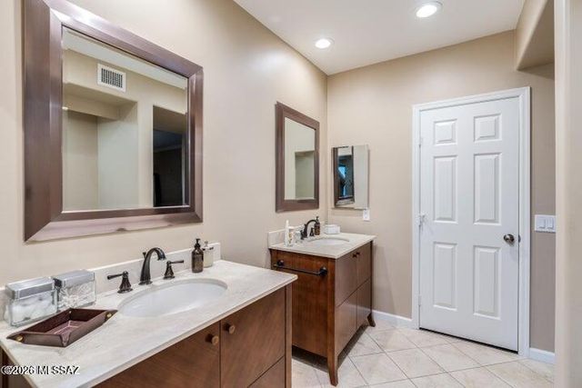 6802 E Brownstone Place, Tucson, AZ 85750